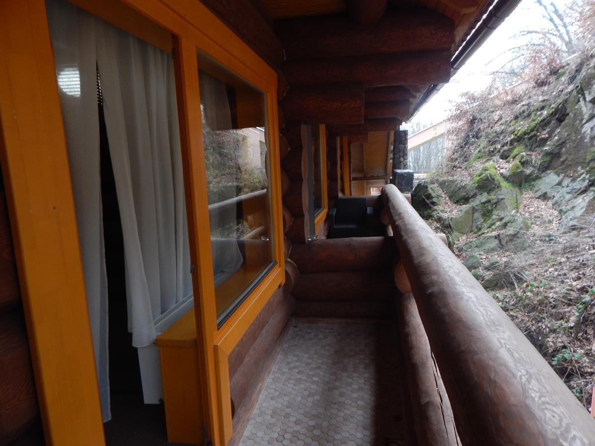 Zatyshok Hotel สวาลยาวา ภายนอก รูปภาพ